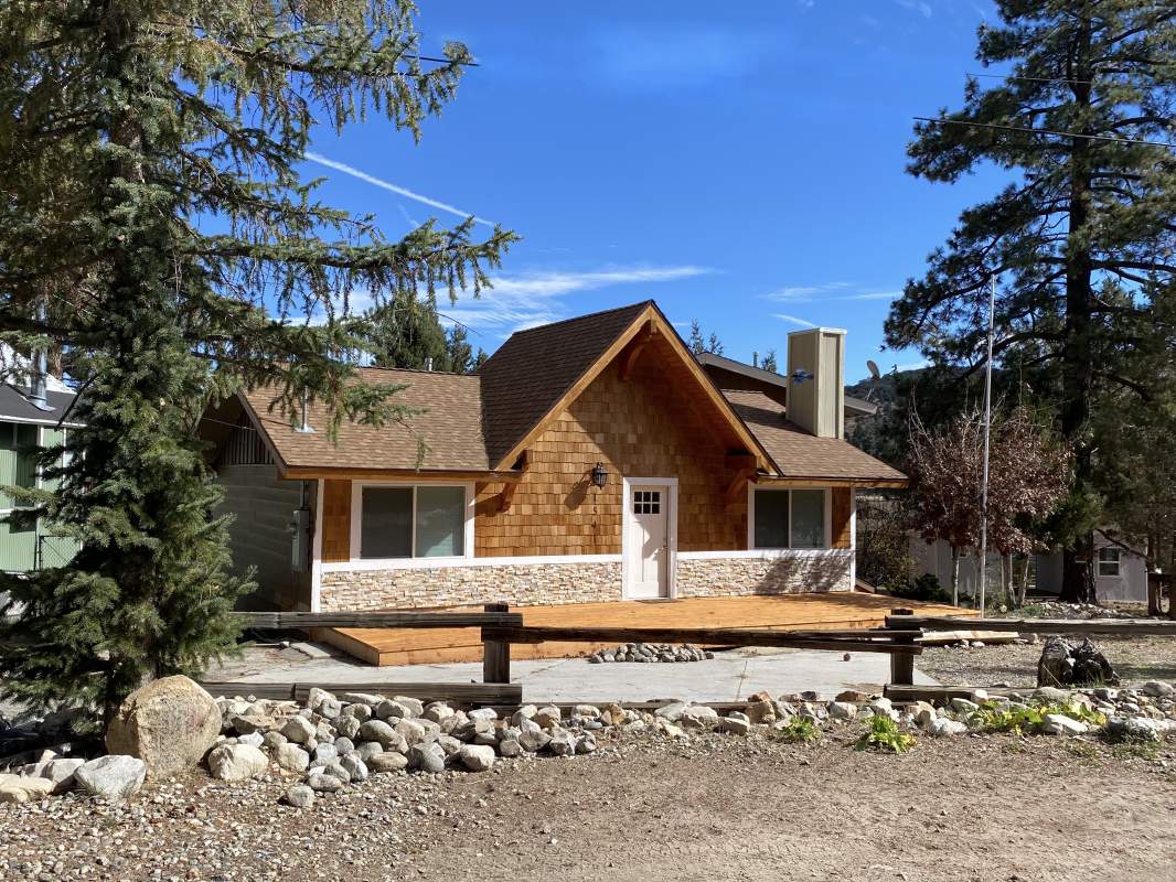 1541 Malabar Way 1541 Malabar Way