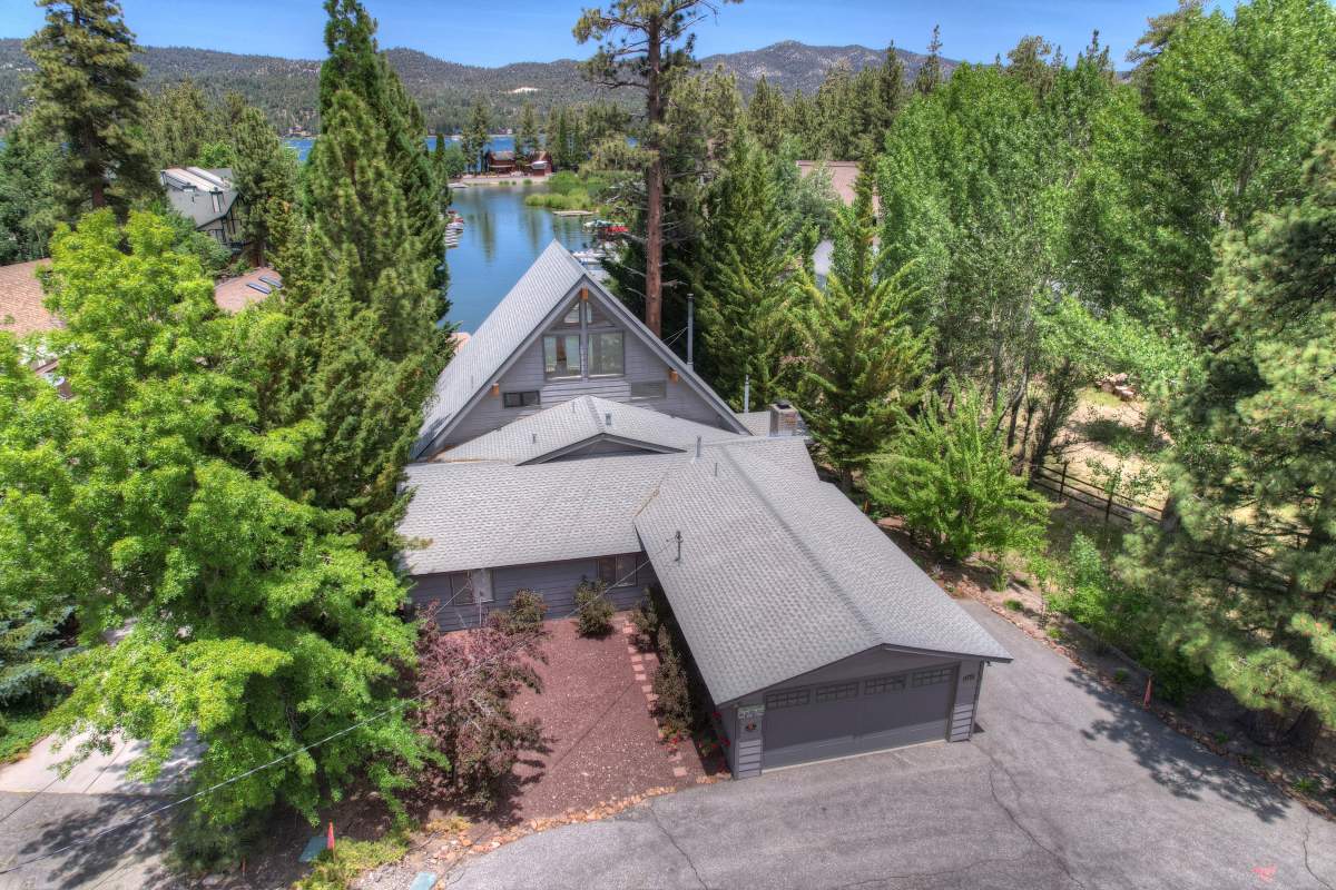 39832 Lakeview Dr 39832 Lakeview Dr