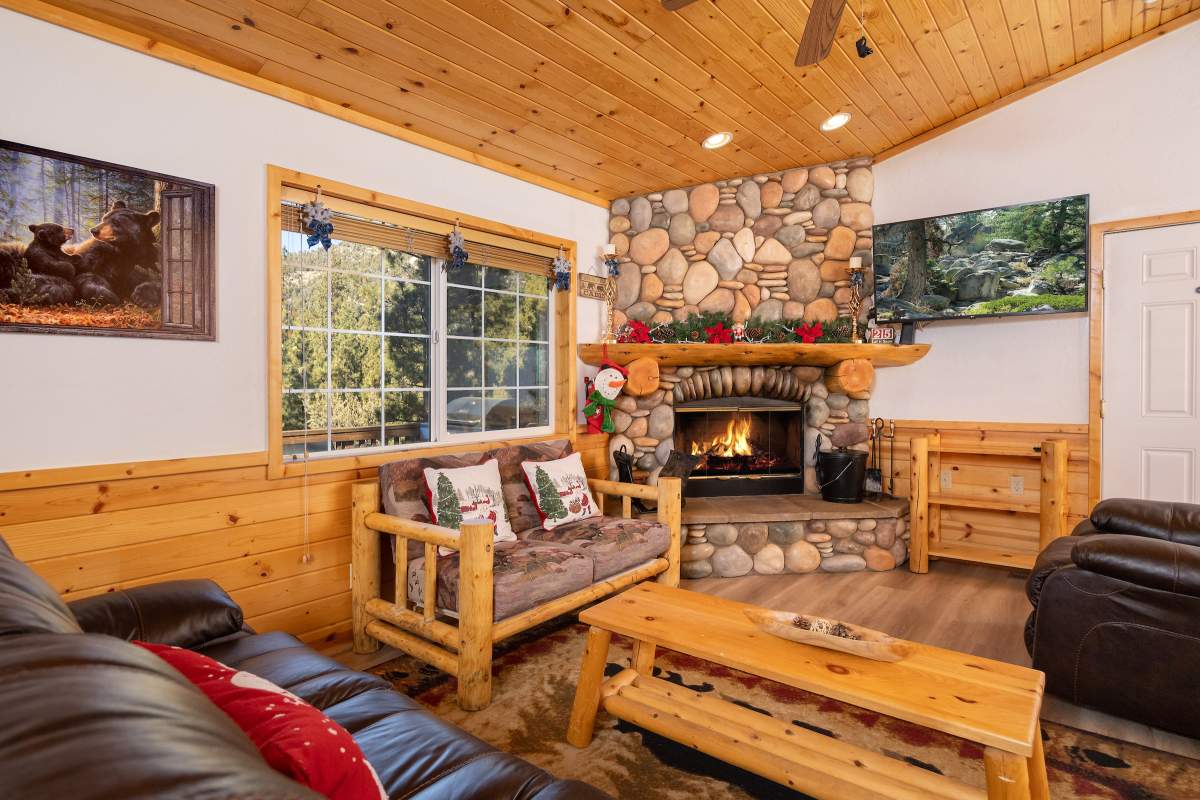 1059 Lookout Mountain Rd 1059 Lookout Mountain Rd