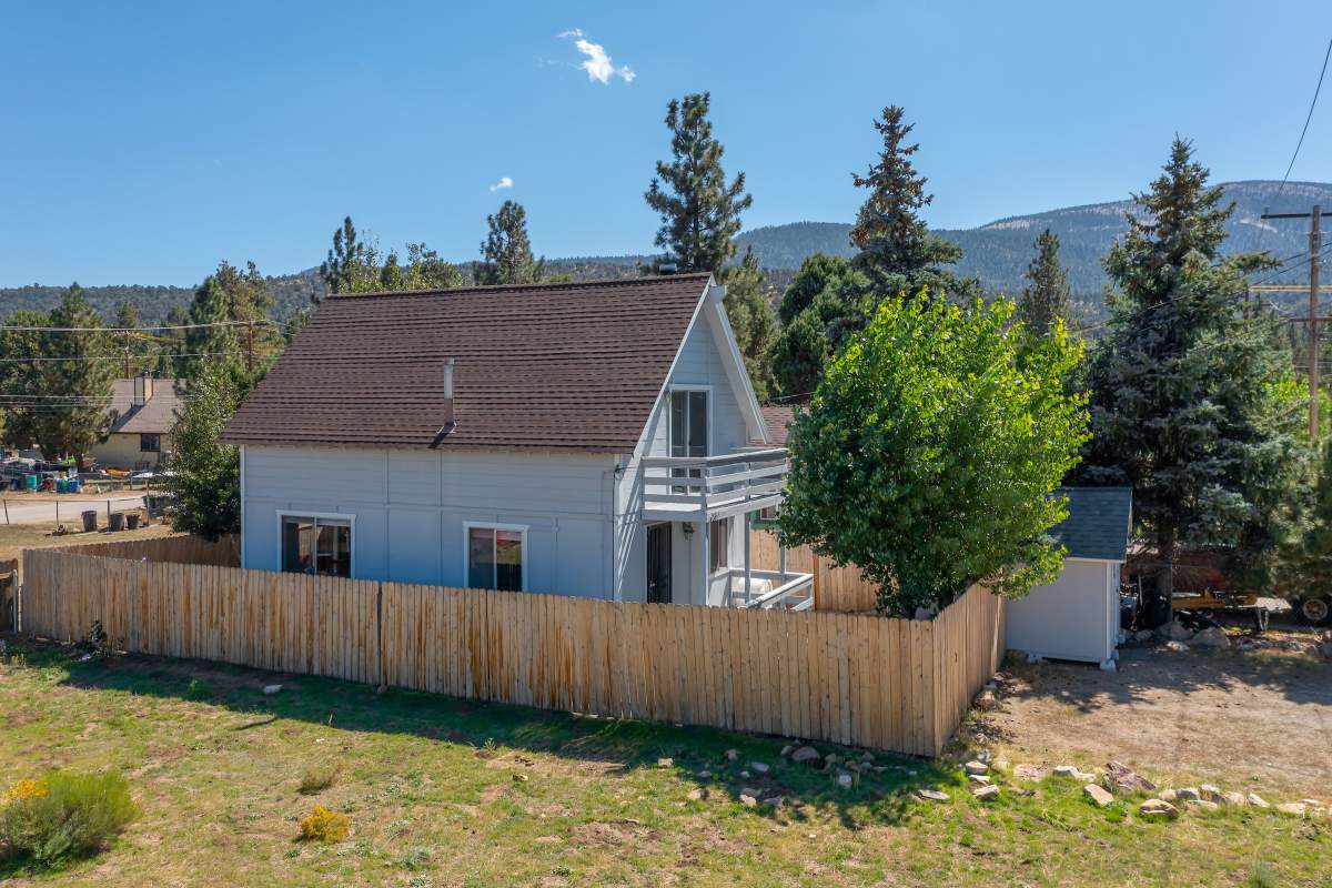 862 Spruce Ln 862 Spruce Ln