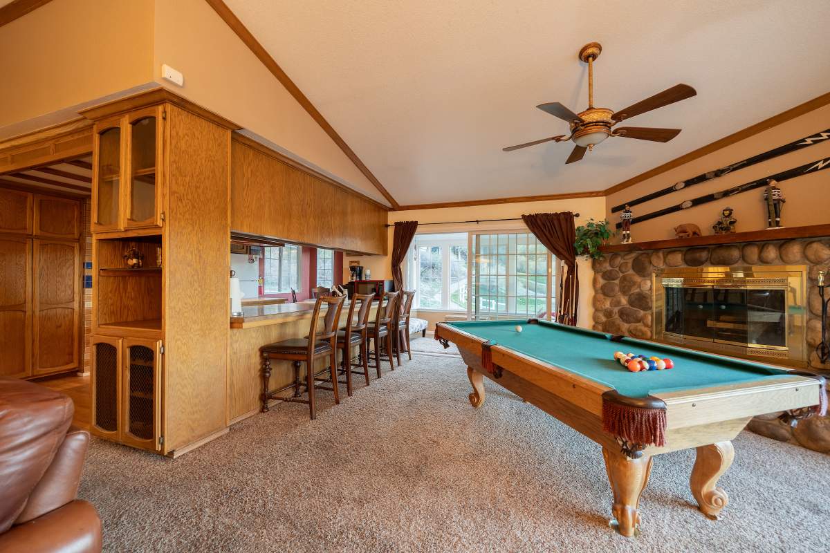 43095 Moonridge Rd 43095 Moonridge Rd