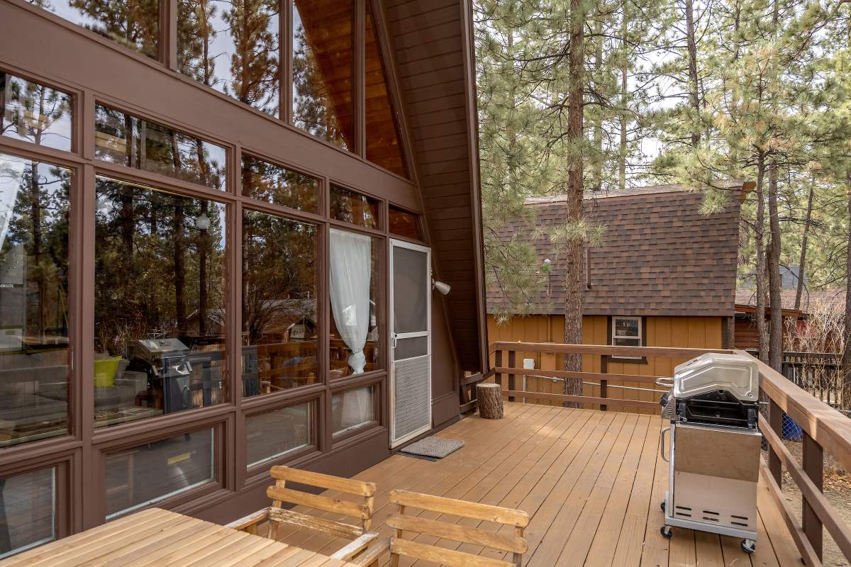 409 W Aeroplane Blvd 409 W Aeroplane Blvd