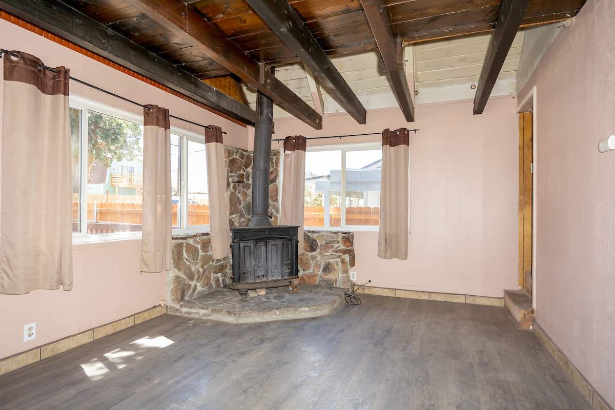 2149 1st Ln 2149 1st Ln