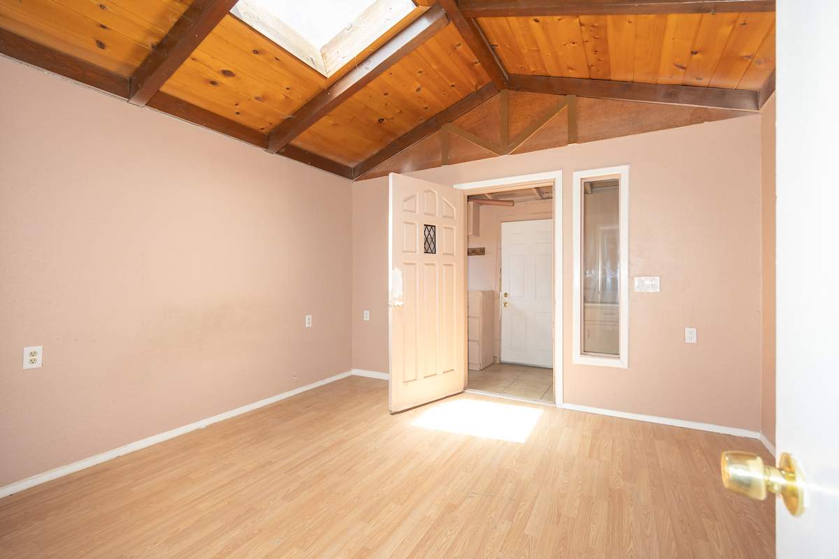 2149 1st Ln 2149 1st Ln