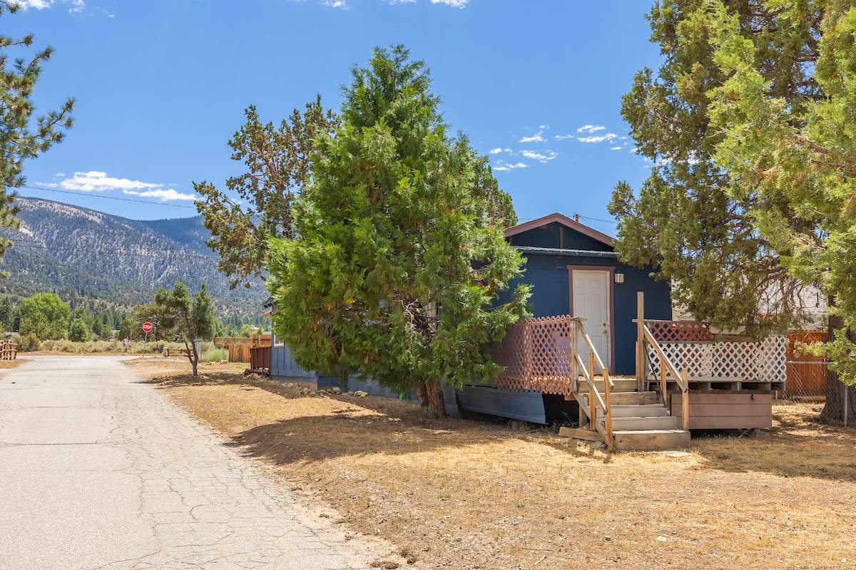 2149 1st Ln 2149 1st Ln