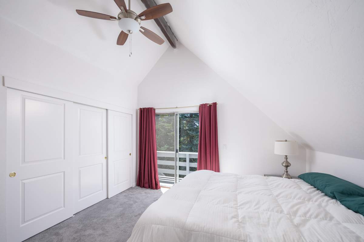 862 Spruce Ln 862 Spruce Ln