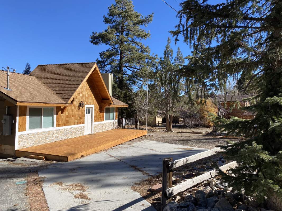 1541 Malabar Way 1541 Malabar Way