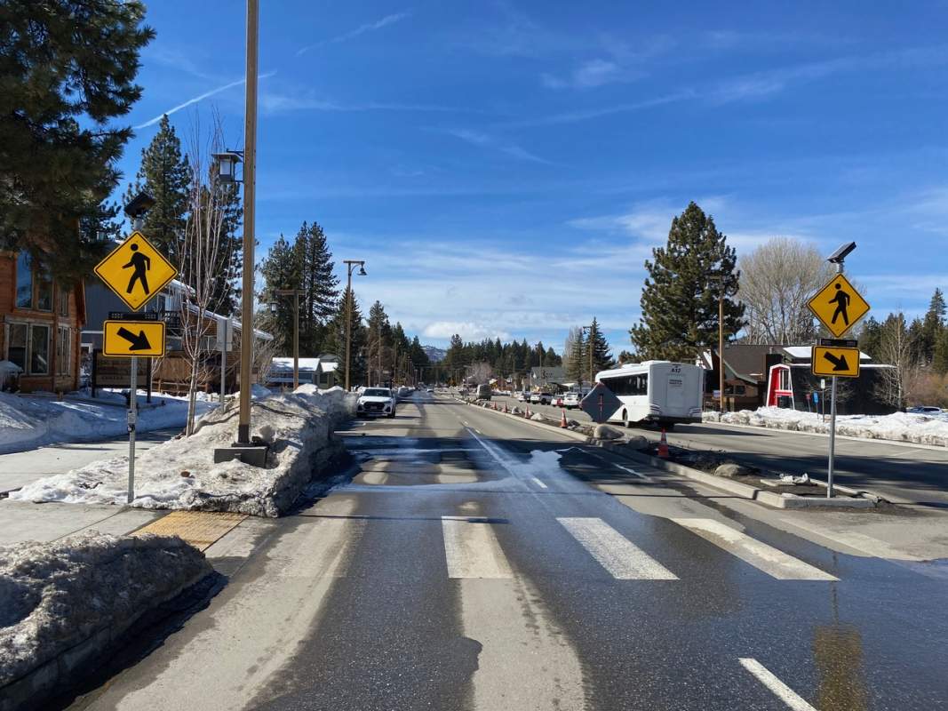 42689 Moonridge Rd 42689 Moonridge Rd